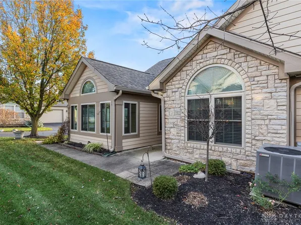 182 Villa Pointe Dr, Springboro, OH 45066