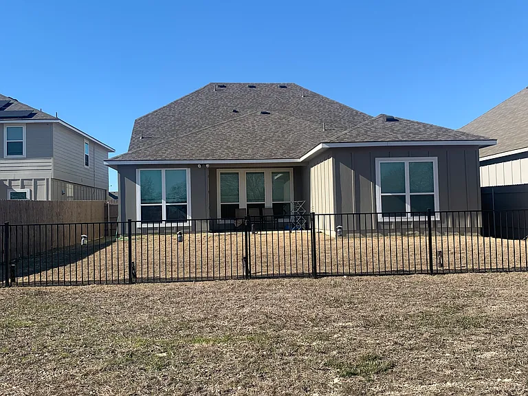 5219 Friars Loop — Photo 42