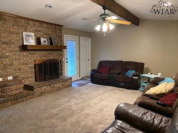 3rd image of 1112 Eagle Ln