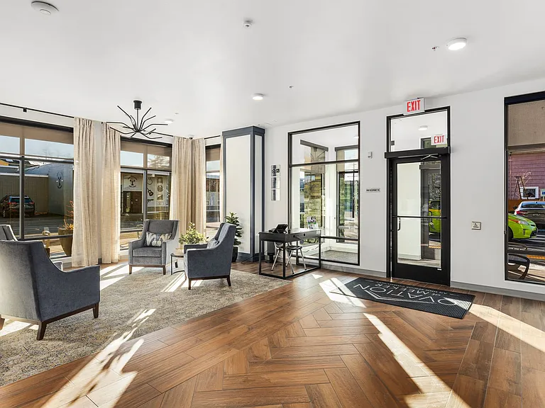 Ovation at Meeker 55+ Senior Apartments — Photo 33