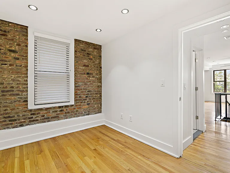 102 Ogden Ave #103 — Photo 18