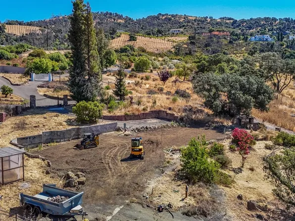 1777 Crystal Springs Court, Santa Rosa, CA 95404