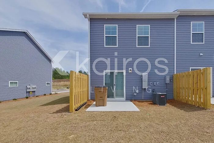 2529 Banyon Cir — Photo 18