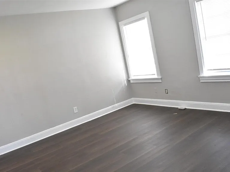 8113 Bigwood St — Photo 12