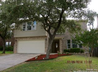 950 Saxonhill Dr, San Antonio, TX 78253