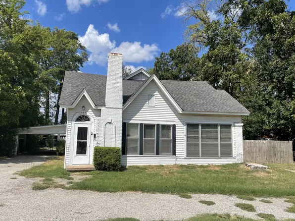 411 E Corsicana St #1, Athens, TX 75751