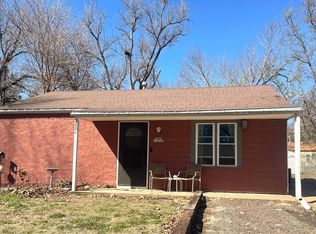 2601 SW Sunset Rd, Topeka, KS 66614