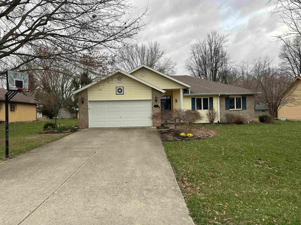 1724 Wood St, Connersville, IN 47331