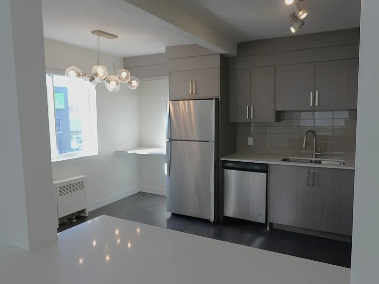 1019 17th Ave SW — Photo 17