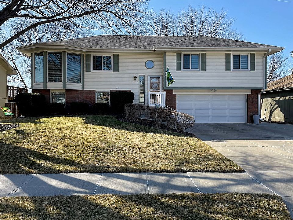 11105 Z St, Omaha, NE 68137 | Zillow