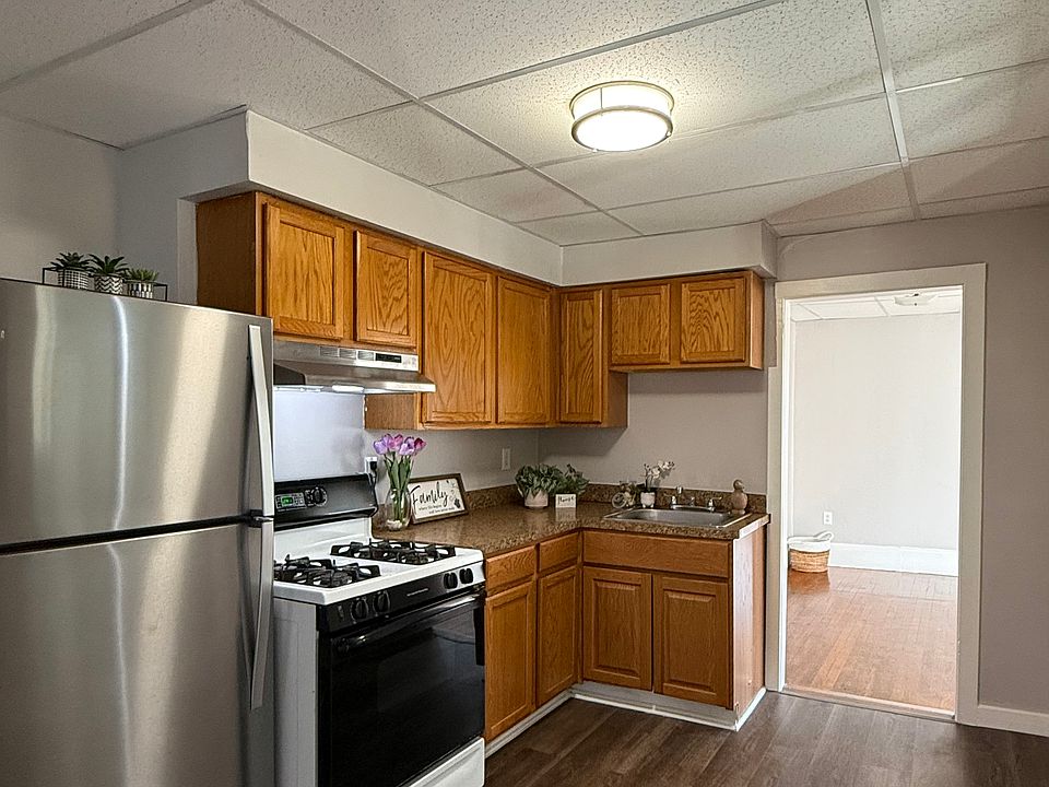1st image of 339-341 Allen St #2F