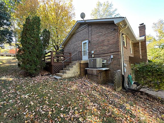 4th image of 526 Woodhurst Dr