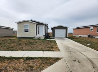 963 Bennington Dr, Box Elder, SD 57719