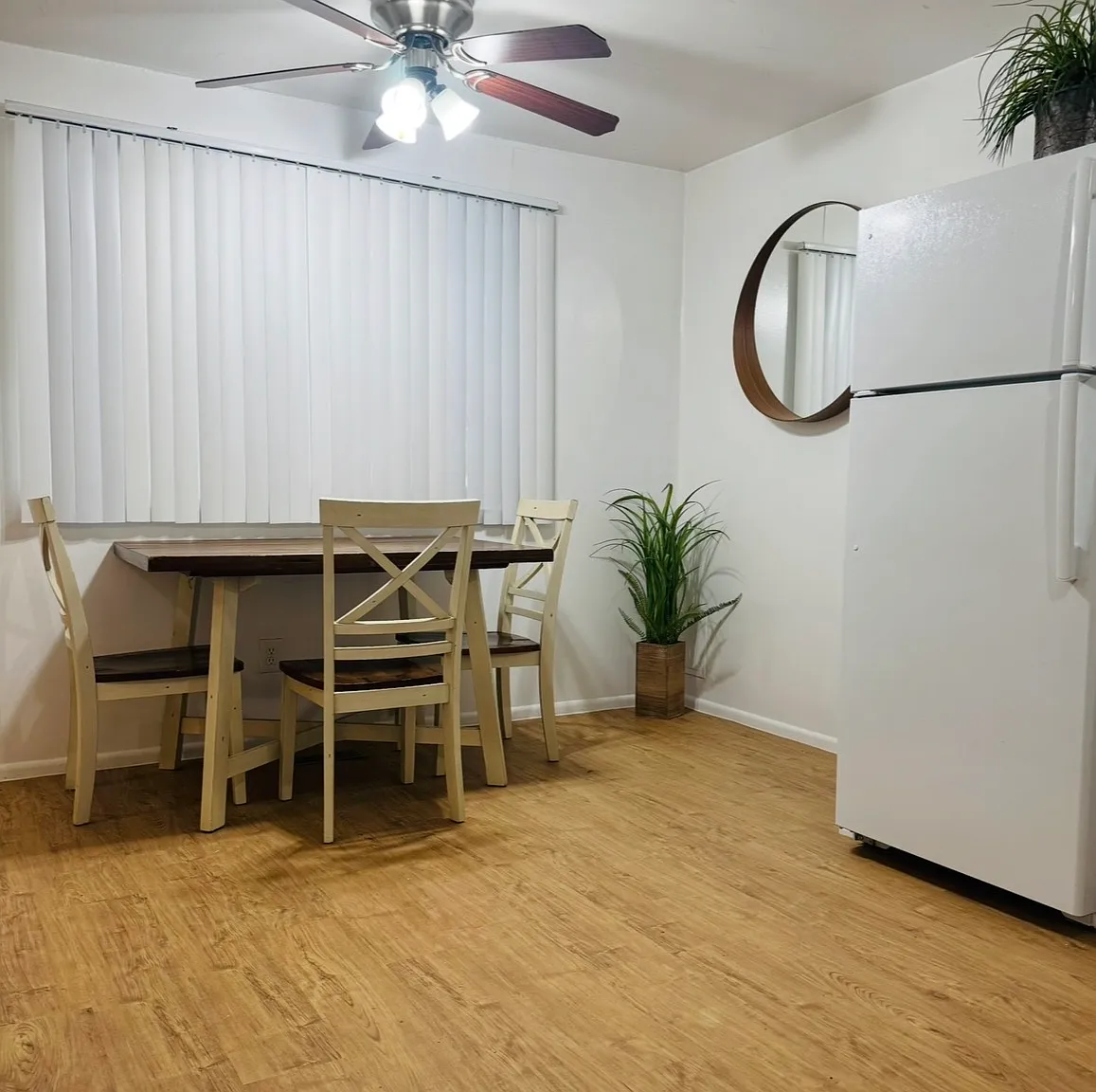 2 bed, 900 sqft, $1,250 — Photo 3