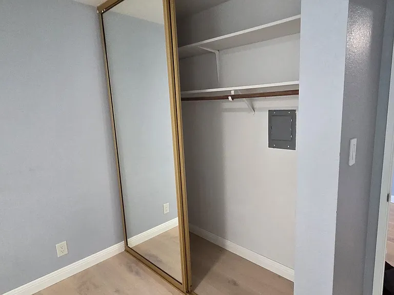 Bedroom 2: Closet