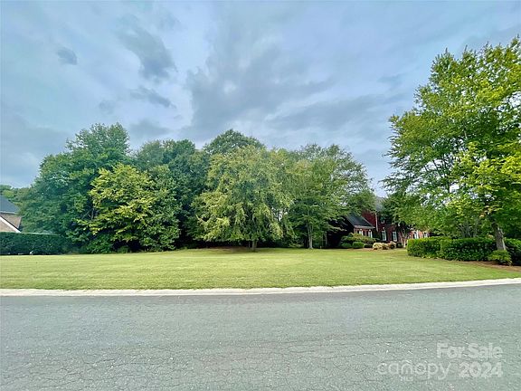 3rd image of 0 Claxton Dr