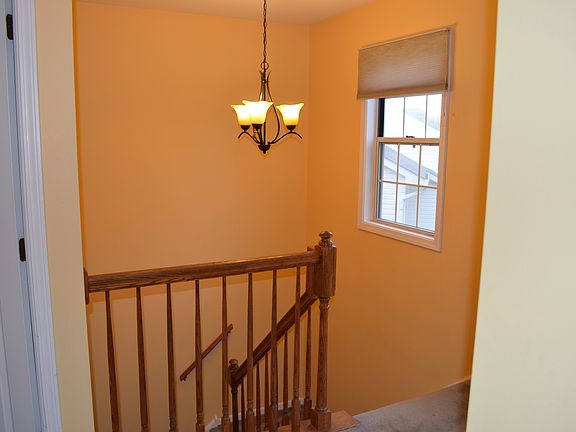 4th image of 489 W Parkside Dr