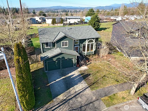 2nd image of 8025 Vista Drive