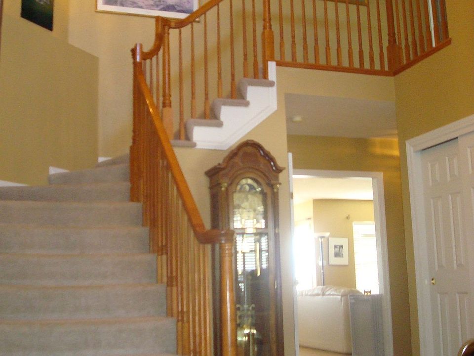 2nd image of 1098 Southbury Pl