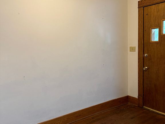 3rd image of 1211 S 24th St #1