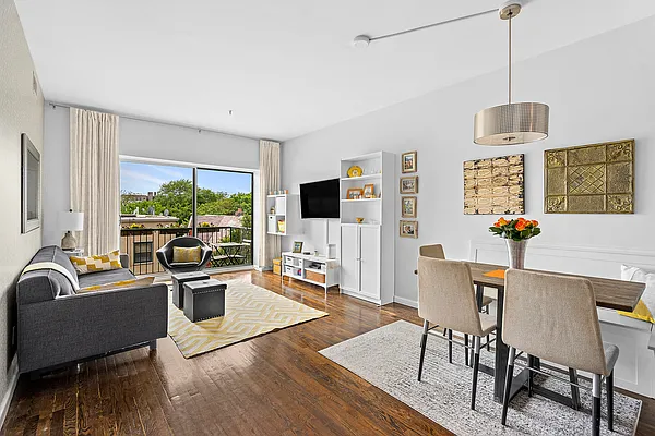 Sold by Compass | media 1