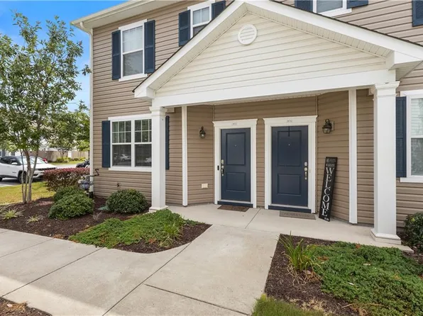 2832 Baldwin Dr, Chesapeake, VA 23321