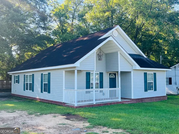 560 Martin Luther King Jr Dr, Statesboro, GA 30458
