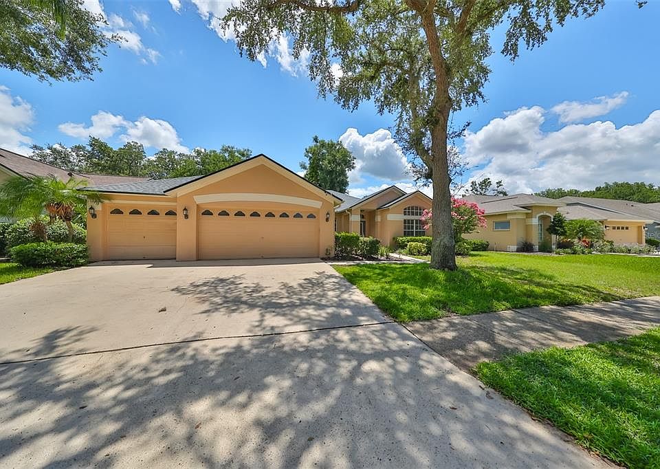 1st image of 4404 Winding River Dr