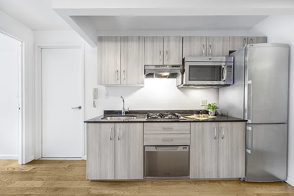 Rented by Cote Luxury Real Estate | media 6