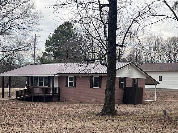 2nd image of 2025 Seagraves Rd