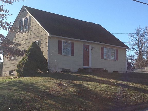 5th image of 4500 Skippack Pike