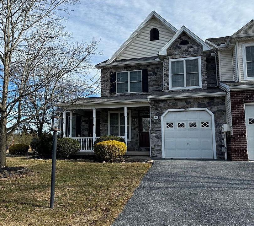 1st image of 121 Scully Pl