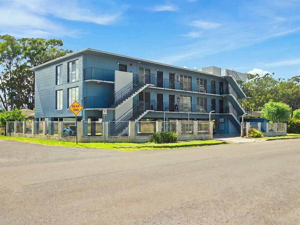 27 Lakeview Cir #101