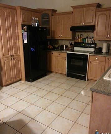 4th image of 1445 N Waterman Ave