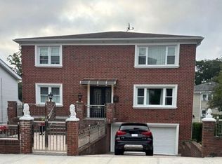 8 Bryn Mawr Pl #2, Yonkers, NY 10701