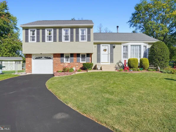 20 Christina Ct, Bear, DE 19701
