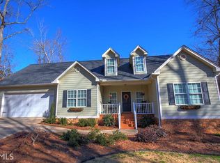 4 Sunrise Dr, Lavonia, GA 30553
