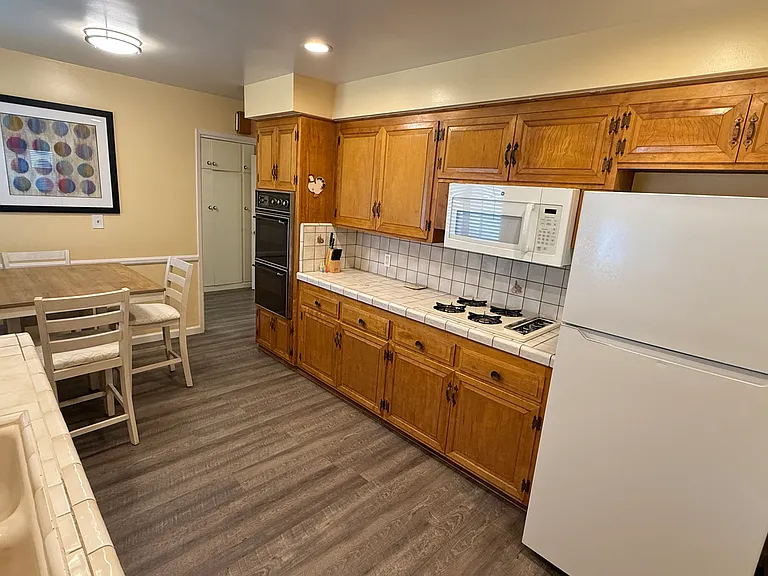 Spacious Kitchen