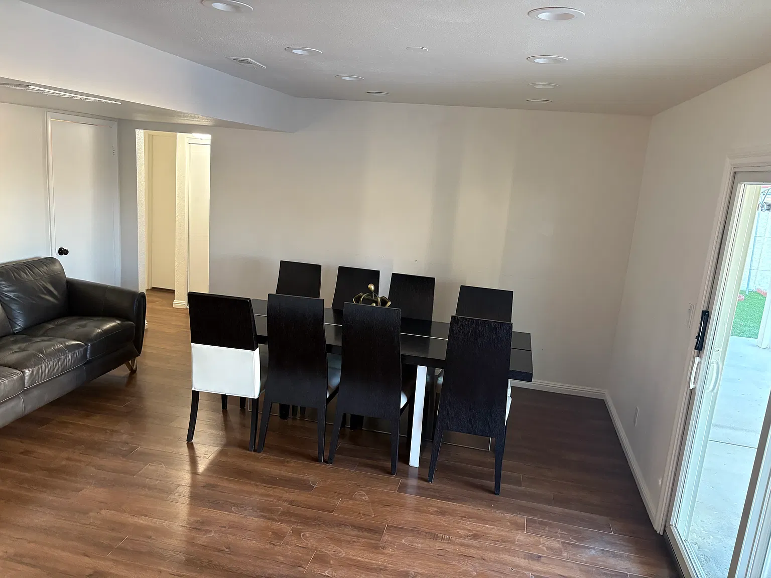 4 bed, 1713 sqft, $2,700 — Photo 3