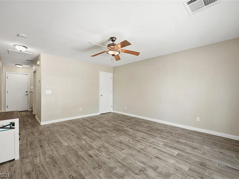 9816 Red Horse St — Photo 23