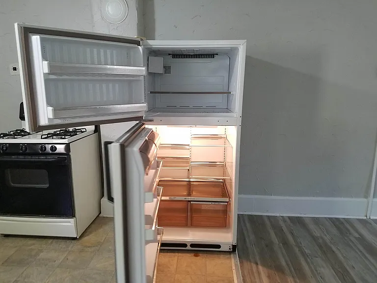 29 Shetucket Ave — Photo 5