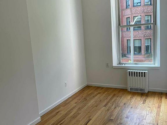 3rd image of 75 W 85th St APT 2A