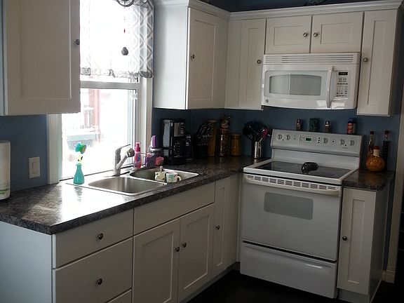 Newly Renovated Kitchen
