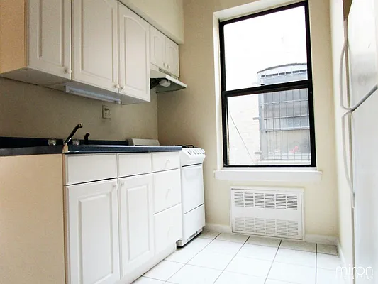 Rented by Miron Properties | media 1