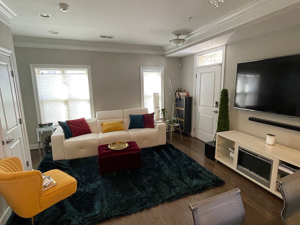 2187 Half Moon Pl NE, Washington, DC 20018 | Zillow