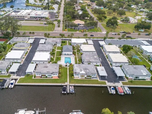 9810 Dorado Ave #9810, Bradenton, FL 34210