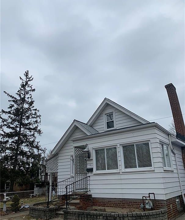 1st image of 183 E 314th St
