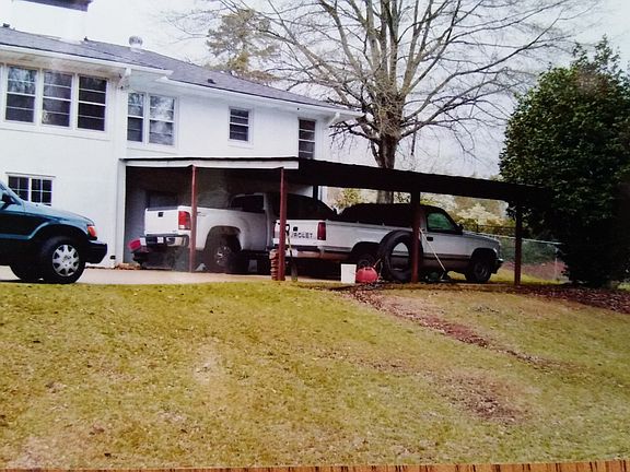 Right rear of home