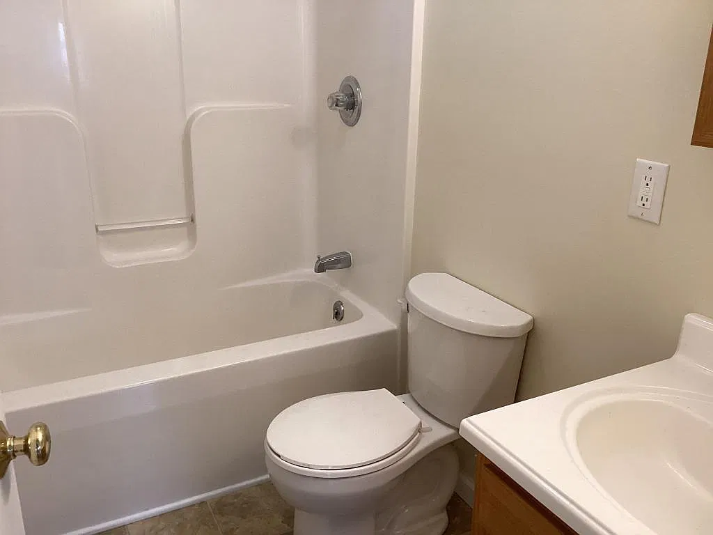 1135 Woodland Avenue — Photo 4