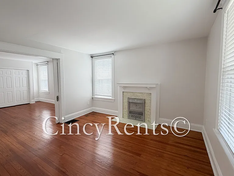 2836 Linwood Ave #1 — Photo 6